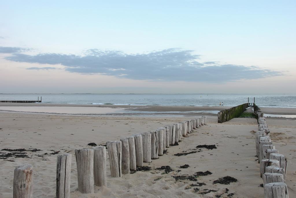 City2Beach Hotel Vlissingen Kültér fotó